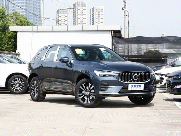 沃尔沃亚太 沃尔沃XC60 2023款 B5 四驱智逸豪华版