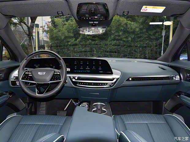 上汽通用凯迪拉克 LYRIQ锐歌 2022款 四驱高性能尊贵版 上汽通用凯迪拉克 LYRIQ锐歌 2022款 四驱高性能尊贵版