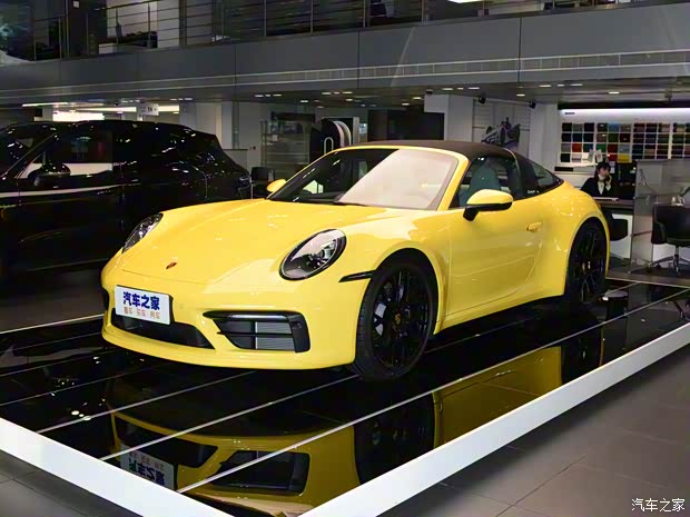 保時(shí)捷 保時(shí)捷911 2023款 Targa 4 3.0T