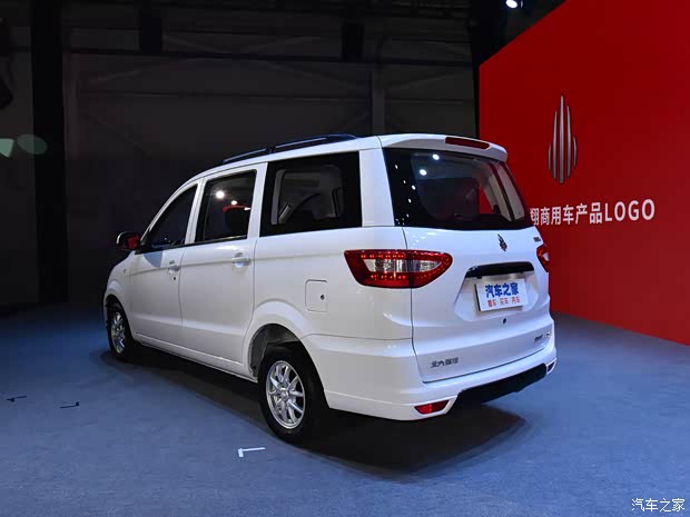 北汽瑞翔 博腾V1 2022款 1.5L乘用车舒适型R15C1