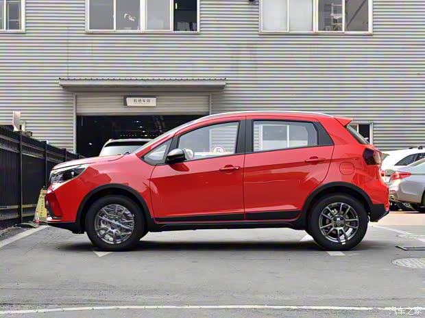 睿蓝汽车 睿蓝汽车X3 PRO 2022款 1.5L CVT小飒