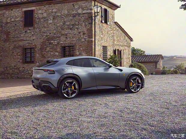 法拉利 Purosangue 2022款 6.5L V12