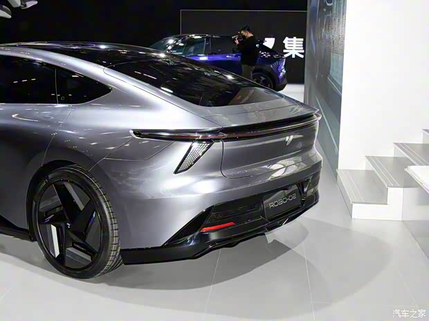 集度汽車 ROBO-02 2023款 基本型