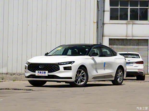 長安福特 蒙迪歐 2022款 改款 EcoBoost 245 豪華型 長安福特 蒙迪歐 2022款 改款 EcoBoost 245 豪華型