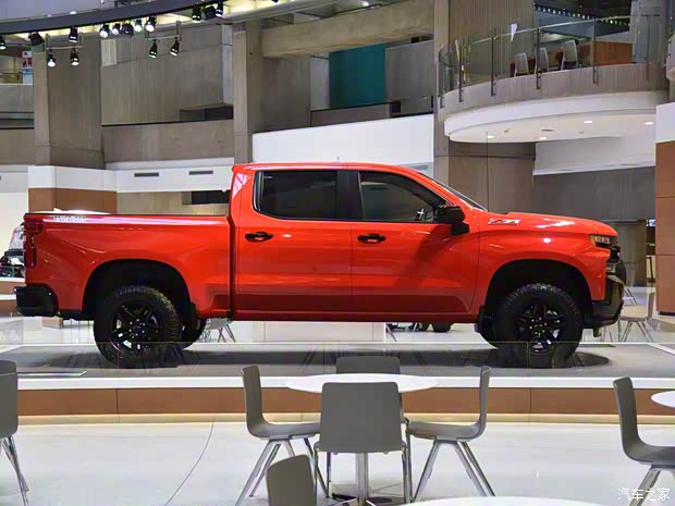 雪佛兰(进口) 索罗德 2018款 LT Trailboss