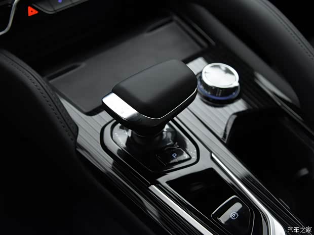 吉利汽车 星越L 2022款 1.5T 雷神Hi·X油电混动版 Super迅