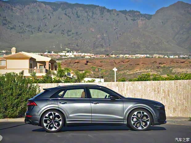 Audi Sport 奥迪RS Q8 2020款 基本型