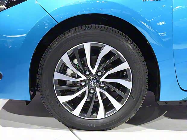 一汽豐田 卡羅拉新能源 2018款 基本型