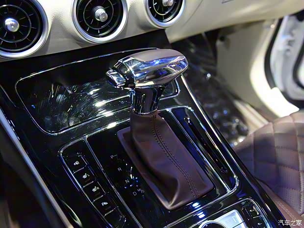 猎豹汽车 迈途 2018款 基本型 猎豹汽车 迈途 2018款 基本型