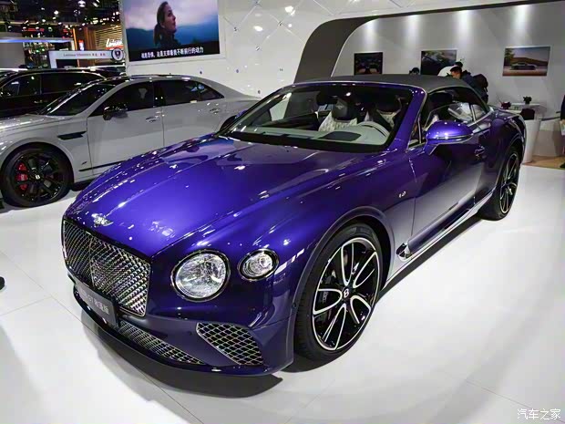 賓利 歐陸 2022款 4.0T GT V8 Mulliner 敞篷版