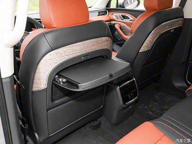 一汽紅旗 紅旗HS7 2023款 2.0T 自動(dòng)四驅(qū)旗領(lǐng)版 七座