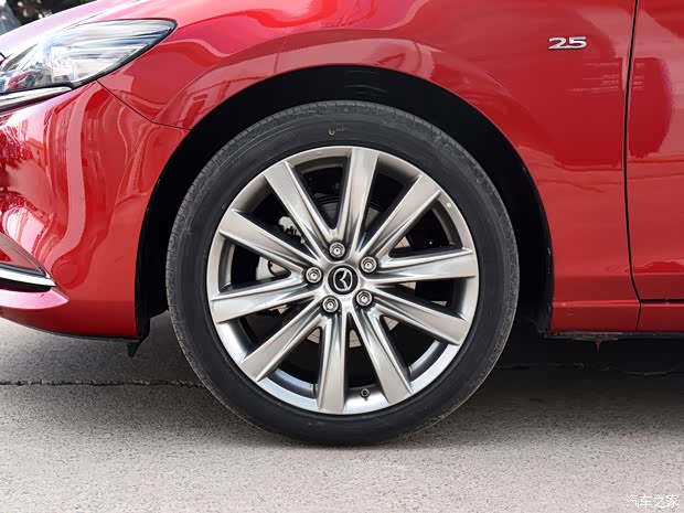 一汽马自达 阿特兹 2021款 2.5L 蓝天运动版 一汽马自达 阿特兹 2021款 2.5L 蓝天运动版