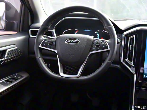 江淮汽車 悍途 2022款 2.0T山貓版手動柴油四驅(qū)精英型標雙HFC4DB2-2E