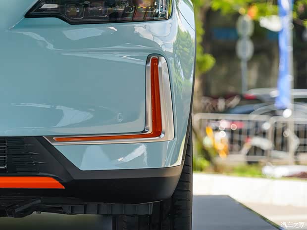 創(chuàng)維汽車 創(chuàng)維EV6 2022款 620 標(biāo)準(zhǔn)版