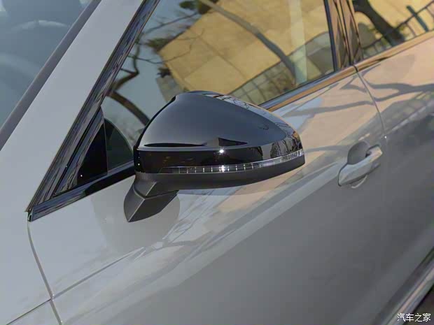 奥迪(进口) 奥迪A4(进口) 2022款 Avant 40 TFSI 先锋派星辰版