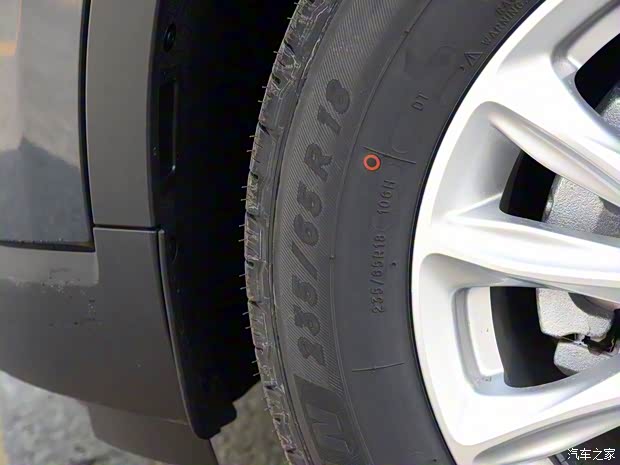 上汽通用別克 昂科旗 2020款 28T 兩驅(qū)戰(zhàn)旗型