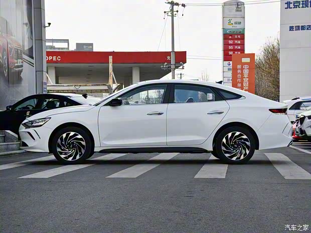 北京現(xiàn)代 菲斯塔新能源 2019款 基本型 北京現(xiàn)代 菲斯塔新能源 2019款 基本型