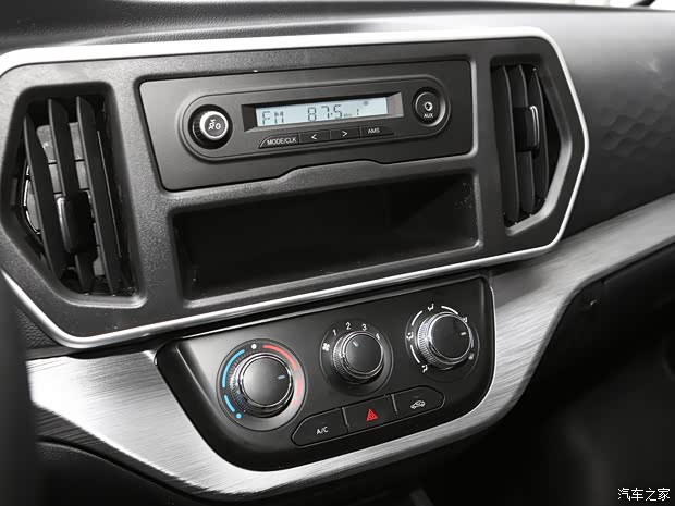 長安凱程 長安睿行M60 2023款 1.5L舒適型6座JL474QAK