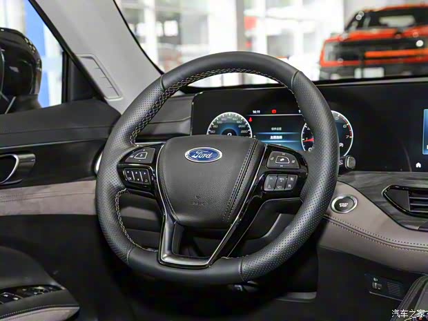 江鈴福特 領(lǐng)裕 2023款 EcoBoost 225 尊領(lǐng)型PLUS 7座（2/3/2）