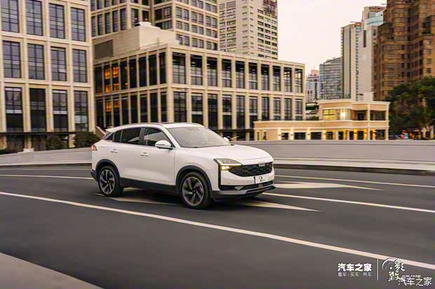 觀致汽車 觀致7 2020款 1.8T 領(lǐng)航旗艦型