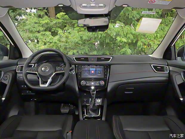 東風(fēng)日產(chǎn) 逍客 2021款 2.0L CVT豪華領(lǐng)航版