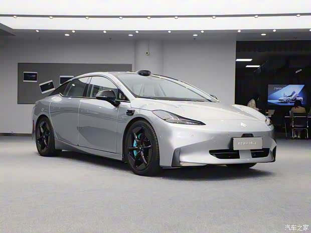 埃安 昊鉑GT 2023款  710后驅超充七翼版