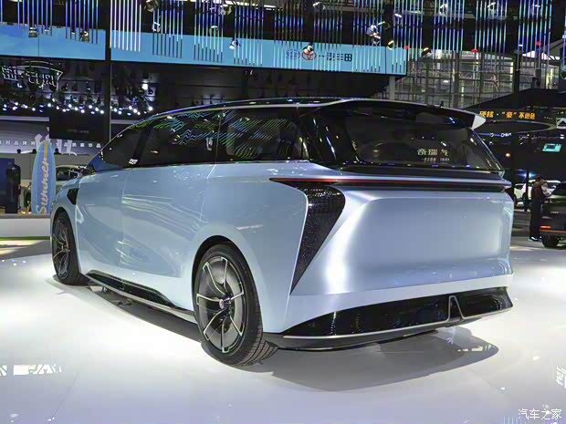 東風(fēng)風(fēng)行 風(fēng)行旗艦MPV 2023款 基本型