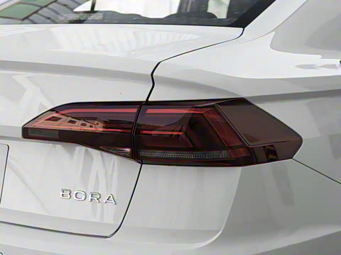 2021款 1.5L 自动时尚智联版 2021款 1.5L 自动时尚智联版