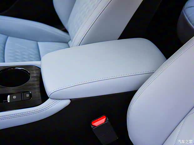 东风日产 轩逸 2023款 电驱版e-POWER 高配版