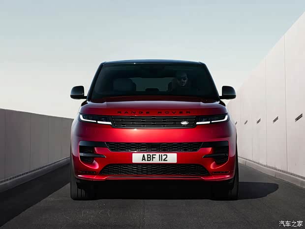 路虎(進(jìn)口) 攬勝運(yùn)動(dòng)版新能源 2023款 P510e First Edition