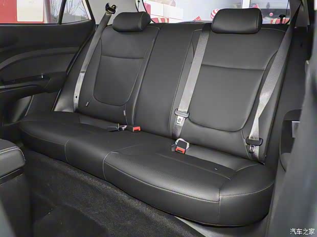 悦达起亚 奕跑 2023款 基本型