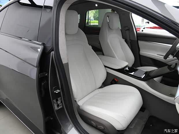 智己汽车 智己L7 2022款 天使轮版 智己汽车 智己L7 2022款 天使轮版