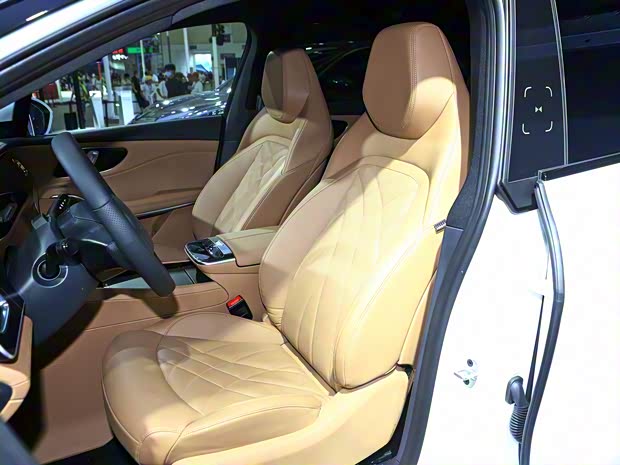 上汽集團 飛凡R7 2022款 基本型