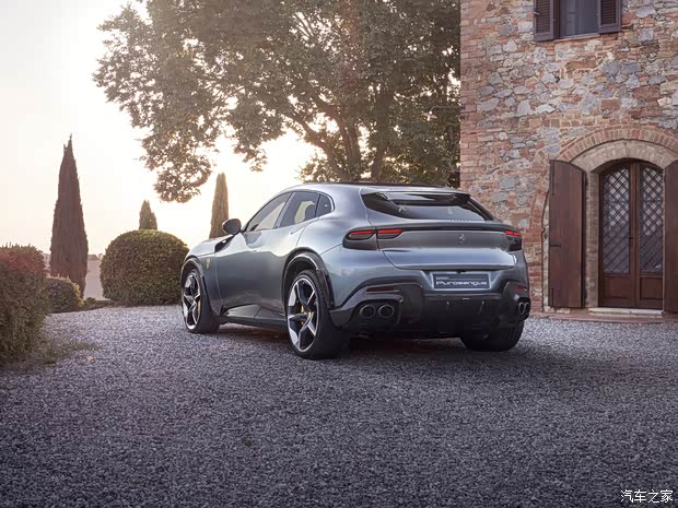 法拉利 Purosangue 2022款 6.5L V12 法拉利 Purosangue 2022款 6.5L V12