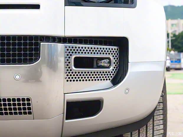 路虎(進(jìn)口) 路虎衛(wèi)士 2023款 130 3.0T P400 HSE