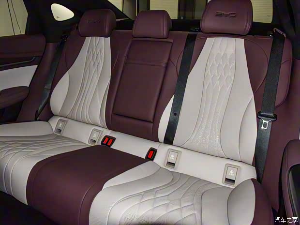 比亚迪 海豹 2023款 DM-i 1.5T 121km 旗舰型 比亚迪 海豹 2023款 DM-i 1.5T 121km 旗舰型