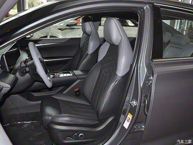 長(zhǎng)安汽車 銳程PLUS 2023款 1.5T DCT旗艦型