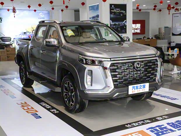 長(zhǎng)安汽車 長(zhǎng)安覽拓者 2023款 2.0T自動(dòng)四驅(qū)汽油旗艦型標(biāo)箱