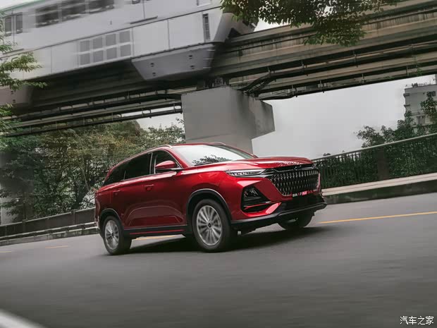長(zhǎng)安汽車 長(zhǎng)安歐尚X7 PLUS 2022款 紅版