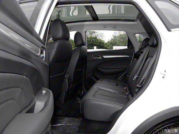 上汽集团 荣威RX3 2020款 1.6L CVT集成儿童安全座椅超爽版 上汽集团 荣威RX3 2020款 1.6L CVT集成儿童安全座椅超爽版