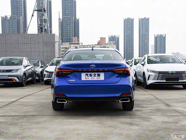 一汽丰田 亚洲龙 2022款 2.0L 豪华版 一汽丰田 亚洲龙 2022款 2.0L 豪华版