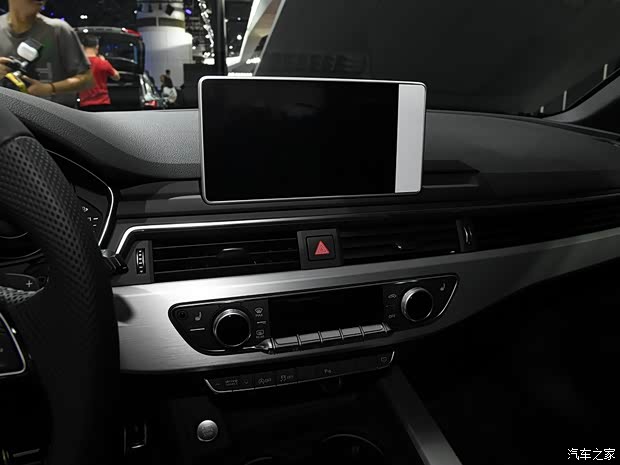 奧迪(進(jìn)口) 奧迪A4(進(jìn)口) 2020款 Avant 40 TFSI 時(shí)尚型