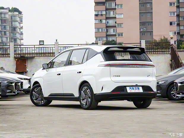 合創(chuàng)汽車 合創(chuàng)Z03 2022款 潮智版 620km