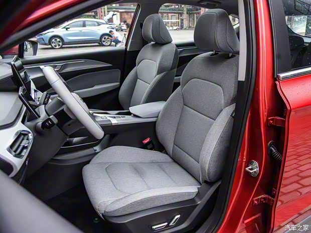 几何汽车 几何C 2020款 550KM 甄选续航版 几何汽车 几何C 2020款 550KM 甄选续航版