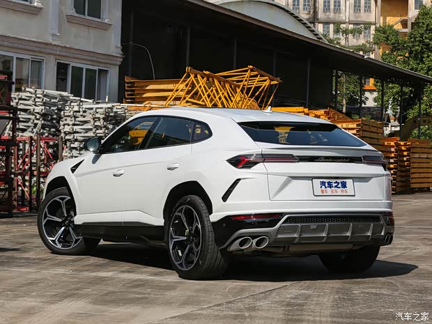 兰博基尼 Urus 2021款 4.0T V8