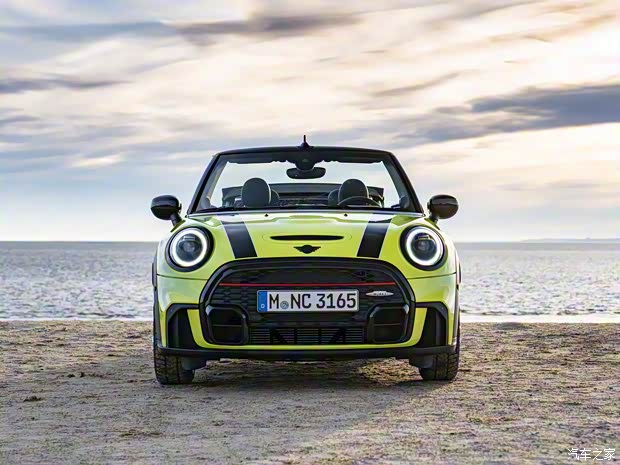MINI JCW MINI JCW 2021款 JOHN COOPER WORKS Cabrio 歐洲版