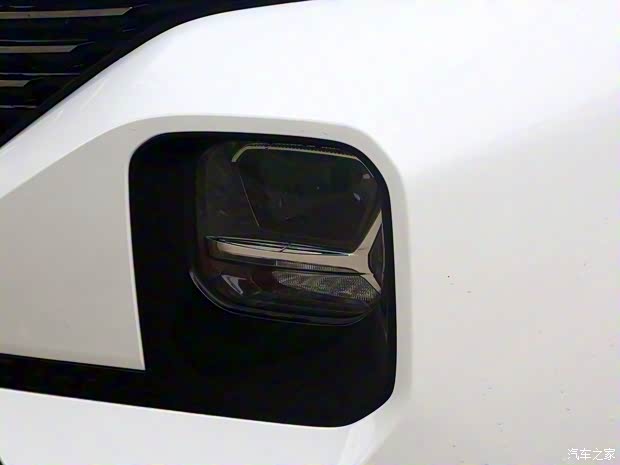 上汽通用五菱 新宝骏RC-5 2020款 1.5T 中配版