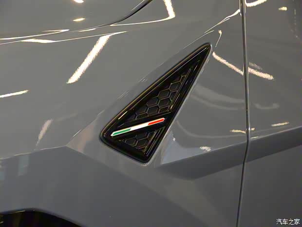 蘭博基尼 Urus 2023款 4.0T V8 S