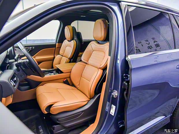 長(zhǎng)安林肯 飛行家 2020款 3.0T V6 四驅(qū)總統(tǒng)版