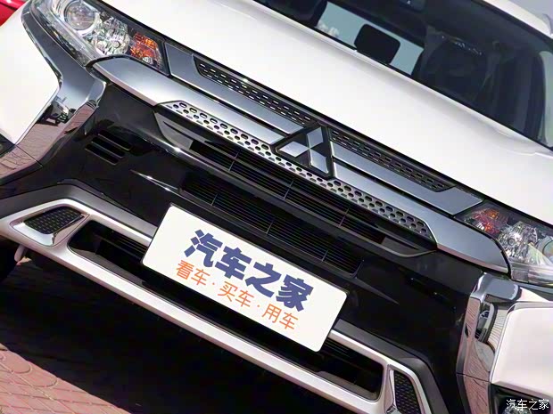 廣汽三菱 歐藍(lán)德 2020款 2.0L 兩驅(qū)暢享版 5座